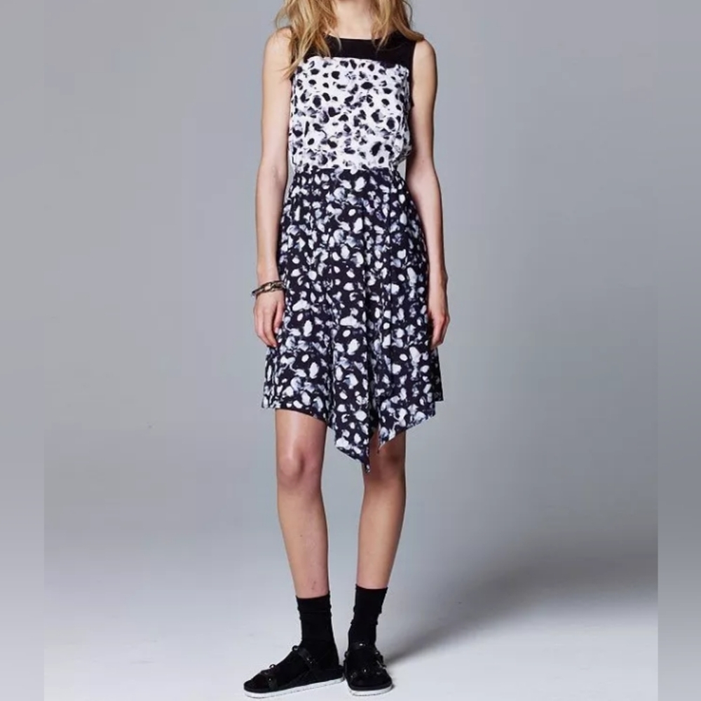 Simply Vera Wang Women's Black And White Dress. Size L